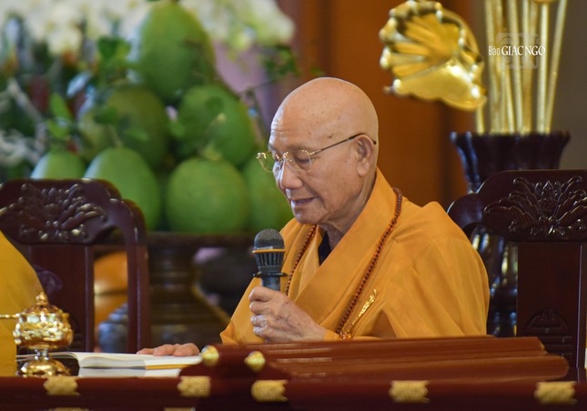 Trưởng lão Hòa thượng Thích Minh Thông đại vị làm Hòa thượng Yết-ma