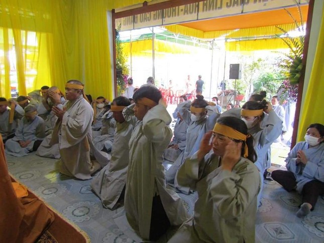 Phật tử thọ tang