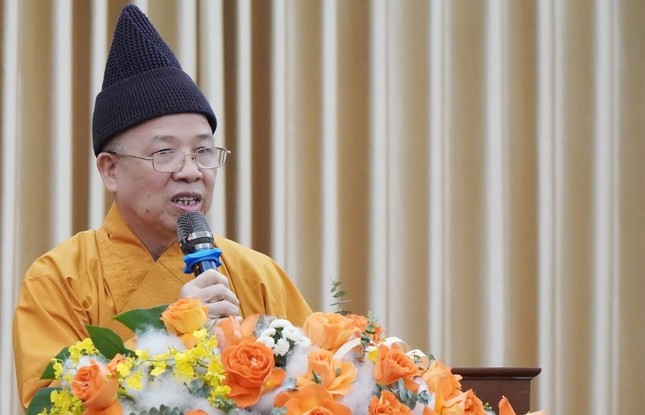 Hòa thượng Thích Thanh Quyết phát biểu tại tọa đàm Hòa thượng Thích Thanh Quyết phát biểu tại tọa đàm