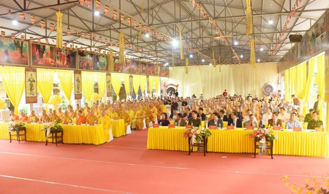 Quang cảnh lễ tưởng niệm Đức Phật hoàng do Ban Trị sự tỉnh Thanh Hóa tổ chức Quang cảnh lễ tưởng niệm Đức Phật hoàng do Ban Trị sự tỉnh Thanh Hóa tổ chức