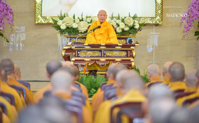 Hòa thượng tán thán Ban Trị sự GHPGVN TP.HCM tổ chức liên tục các khóa huân tu Hòa thượng tán thán Ban Trị sự GHPGVN TP.HCM tổ chức liên tục các khóa huân tu