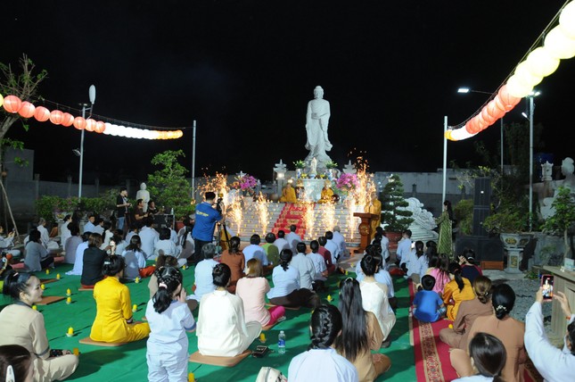 Cầu nguyện thế giới hòa bình, chúng sinh an lạc Cầu nguyện thế giới hòa bình, chúng sinh an lạc