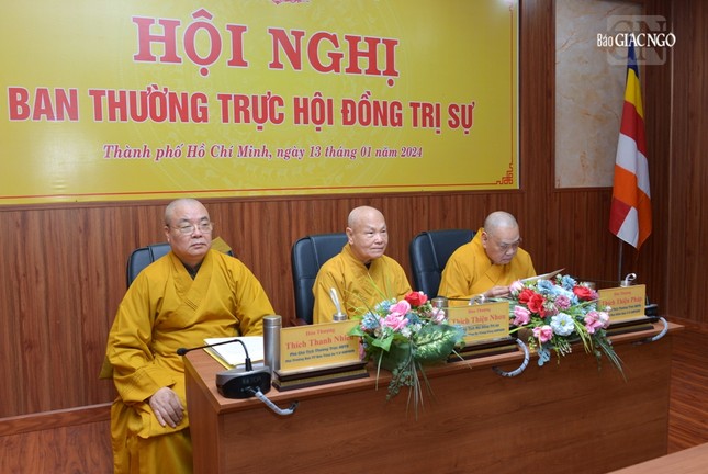 Chư tôn đức chủ tọa Hội nghị Ban Thường trực Hội đồng Trị sự