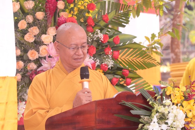 Thượng tọa Thích Trí Định phát biểu khai mạc Thượng tọa Thích Trí Định phát biểu khai mạc