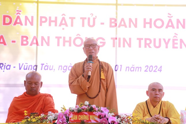 Hòa thượng Thích Nhuận Hải ban đạo từ Hòa thượng Thích Nhuận Hải ban đạo từ