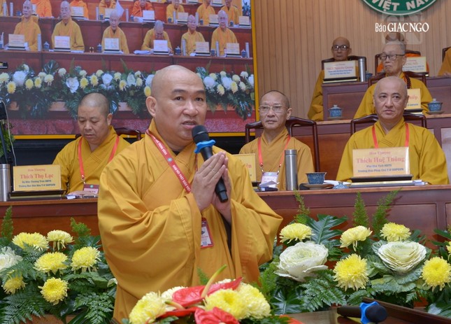 Thượng tọa Thích Phước Nguyên trình phương hướng hoạt động Phật sự của GHPGVN