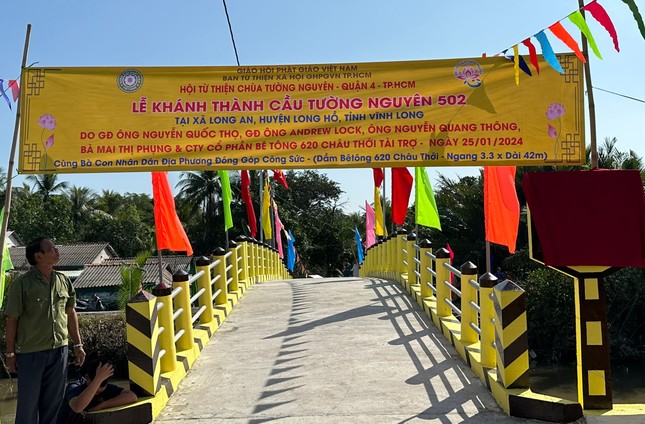 Cây cầu Tường Nguyên 502 được đưa vào sử dụng cho bà con địa phương - Ảnh: TN Cây cầu Tường Nguyên 502 được đưa vào sử dụng cho bà con địa phương - Ảnh: TN