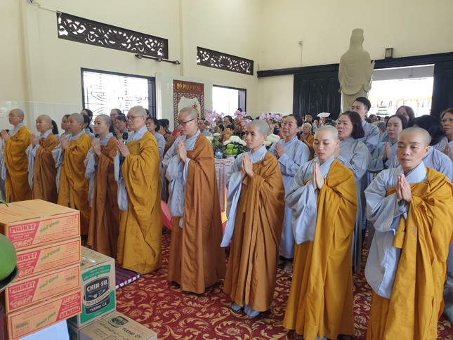 Tác bạch cúng dường tại Ni viện Tịnh Nghiêm - tỉnh Tiền Giang