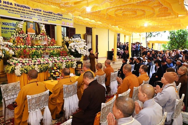 Chư tôn đức tham dự lễ truy niệm Chư tôn đức tham dự lễ truy niệm