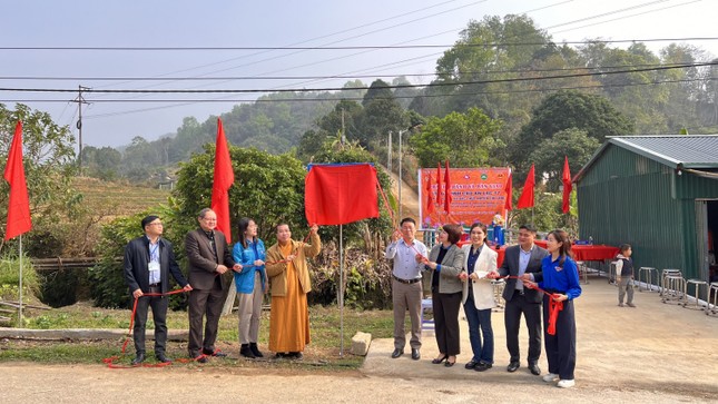 Lãnh đạo các đơn vị thực hiện nghi thức khánh thành cầu An Lạc