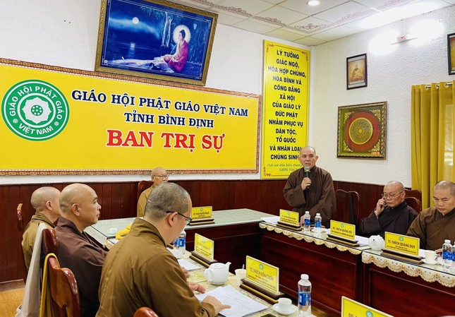 Thượng tọa Thích Đồng Thành phát biểu tại buổi họp Thượng tọa Thích Đồng Thành phát biểu tại buổi họp