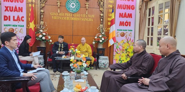 Buổi tiếp thân mật phái đoàn tại chùa Quán Sứ Buổi tiếp thân mật phái đoàn tại chùa Quán Sứ