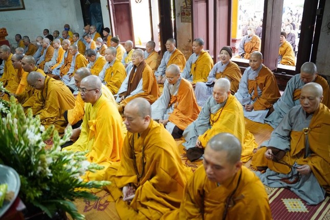 Trì tụng khóa lễ cúng dường Trì tụng khóa lễ cúng dường