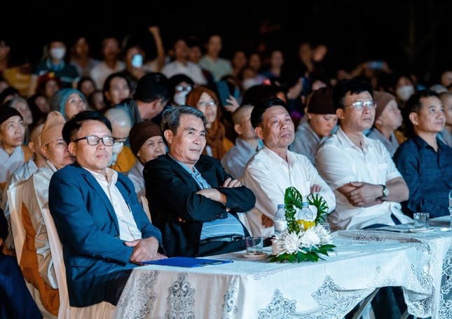 Đại diện các cơ quan tỉnh, địa phương tham dự Đại diện các cơ quan tỉnh, địa phương tham dự