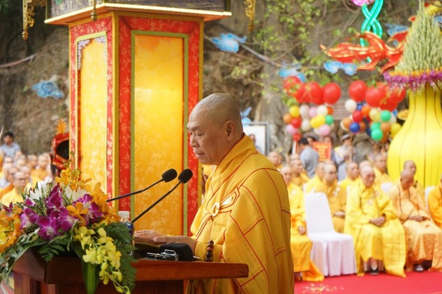 Hòa thượng Thích Từ Nghiêm phát biểu