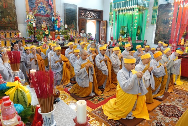 Môn đồ pháp quyến trong lễ Đại tượng Ni trưởng Thích nữ Như Ngọc Môn đồ pháp quyến trong lễ Đại tượng Ni trưởng Thích nữ Như Ngọc