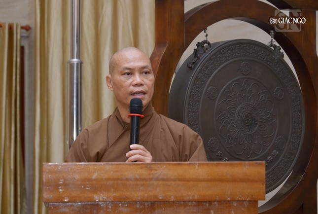 Thượng tọa Thích Trí Chơn trình bày về các hoạt động văn hóa Thượng tọa Thích Trí Chơn trình bày về các hoạt động văn hóa