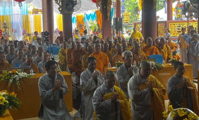 Chư Ni và Phật tử chùa Bảo Thiên Chư Ni và Phật tử chùa Bảo Thiên