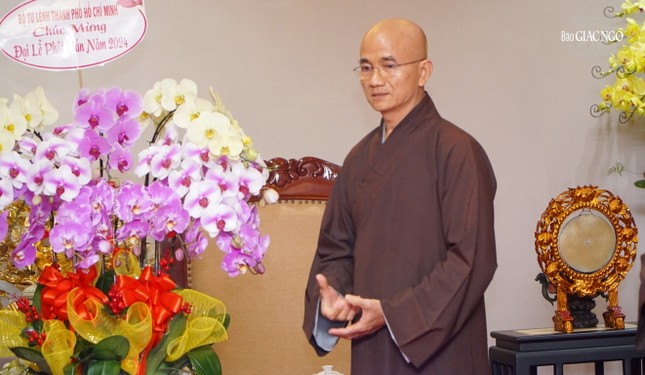 Thượng tọa Thích Thiện Quý thay mặt Ban Trị sự GHPGVN TP.HCM cảm ơn phái đoàn Bộ Tư lệnh TP.HCM đến thăm và chúc mừng nhân Đại lễ Phật đản Phật lịch 2568 Thượng tọa Thích Thiện Quý thay mặt Ban Trị sự GHPGVN TP.HCM cảm ơn phái đoàn Bộ Tư lệnh TP.HCM đến thăm và chúc mừng nhân Đại lễ Phật đản Phật lịch 2568