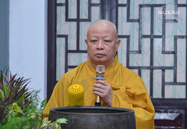 Hòa thượng Thích Lệ Trang xướng lễ cúng dường Hòa thượng Thích Lệ Trang xướng lễ cúng dường