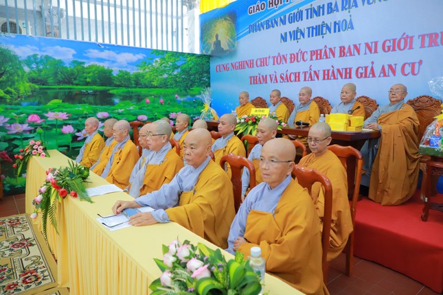 Chư Ni Phân ban Ni giới T.Ư và Ban Chức sự trường hạ Ni viện Thiện Hòa - tỉnh Bà Rịa - Vũng Tàu