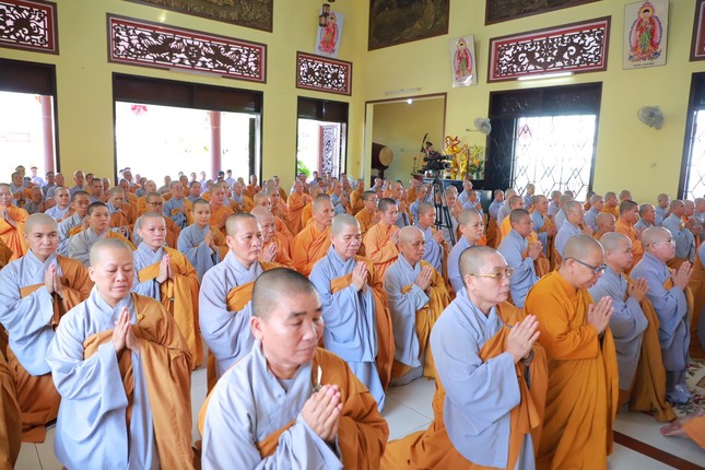 Chư hành giả trường hạ Bình Quang Ni tự (tỉnh Bình Thuận) Chư hành giả trường hạ Bình Quang Ni tự (tỉnh Bình Thuận)