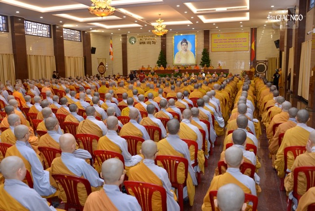 Chư hành giả Tăng Ni TP.HCM, tại Việt Nam Quốc Tự