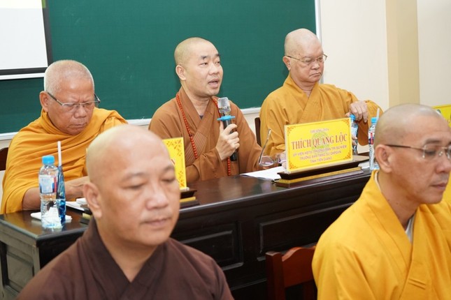 Thượng tọa Thích Quảng Lộc phát biểu chỉ đạo
