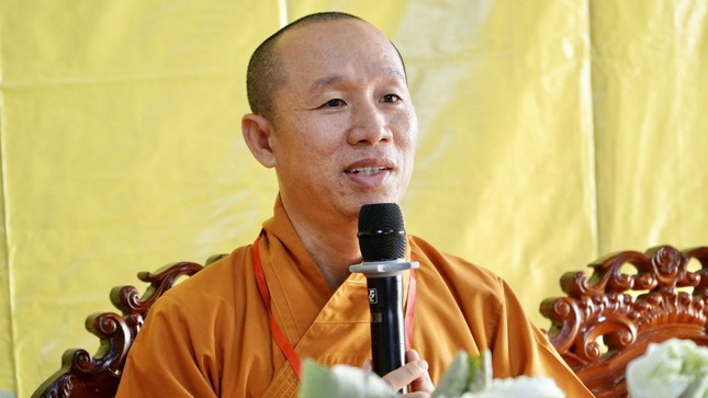 Đại đức Thích Nhuận Sanh chủ giảng đề tài: “Con đường giác ngộ trong Đạo Phật”