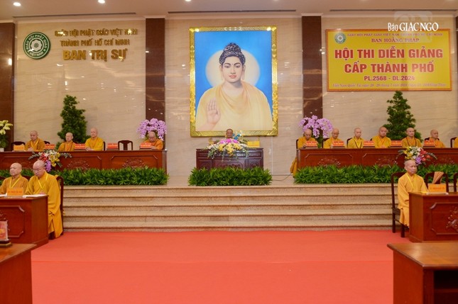 Chư tôn đức chứng minh, tham dự