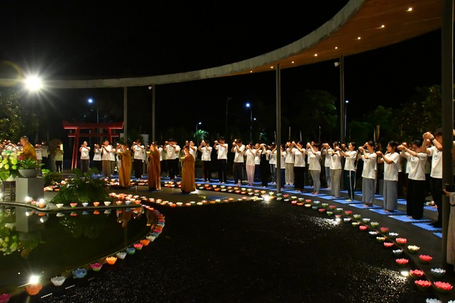 Nguyện cầu âm siêu dương thới Nguyện cầu âm siêu dương thới