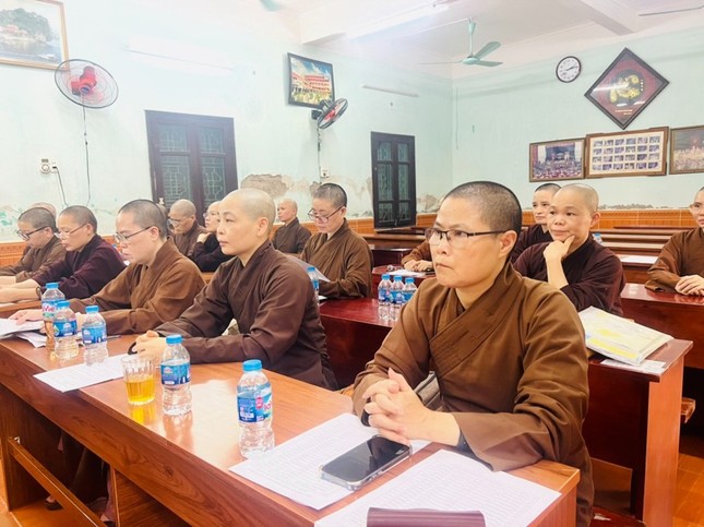 Hội nghị sơ kết hoạt động Phật sự 6 tháng đầu năm Hội nghị sơ kết hoạt động Phật sự 6 tháng đầu năm