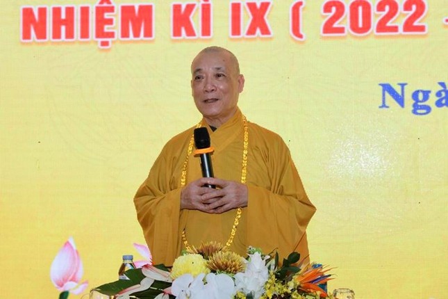 Hòa thượng Thích Bảo Nghiêm sách tấn đến các thành viên Ban Thông tin - Truyền thông