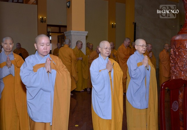 Chư Ni Phân ban Ni giới TP.HCM tham dự lễ tưởng niệm tại Việt Nam Quốc Tự Chư Ni Phân ban Ni giới TP.HCM tham dự lễ tưởng niệm tại Việt Nam Quốc Tự