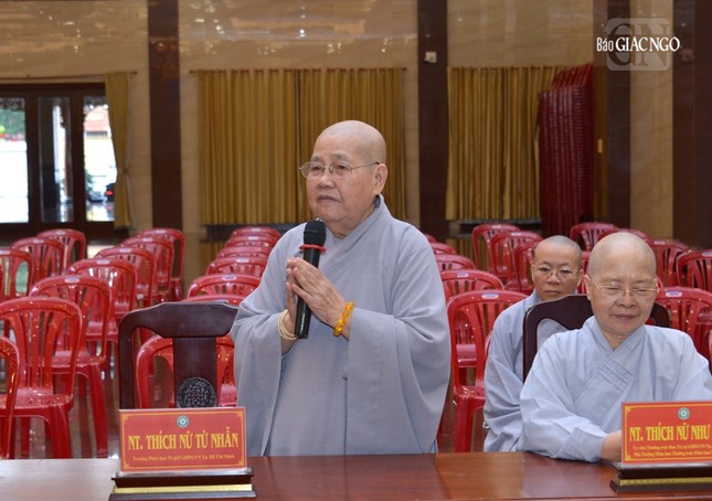 Ni trưởng Thích nữ Từ Nhẫn