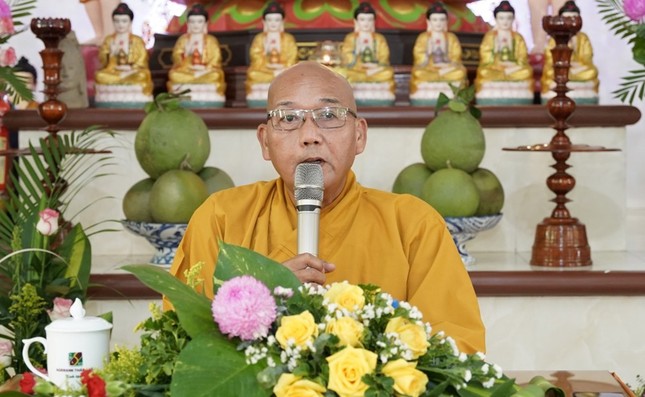 Thượng tọa Thích Hạnh Tú thuyết giảng Thượng tọa Thích Hạnh Tú thuyết giảng