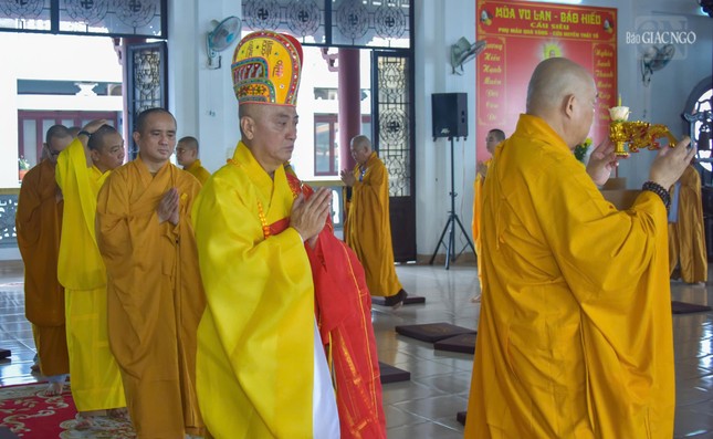 Nghi lễ cử hành theo nghi thức Nam bộ Nghi lễ cử hành theo nghi thức Nam bộ