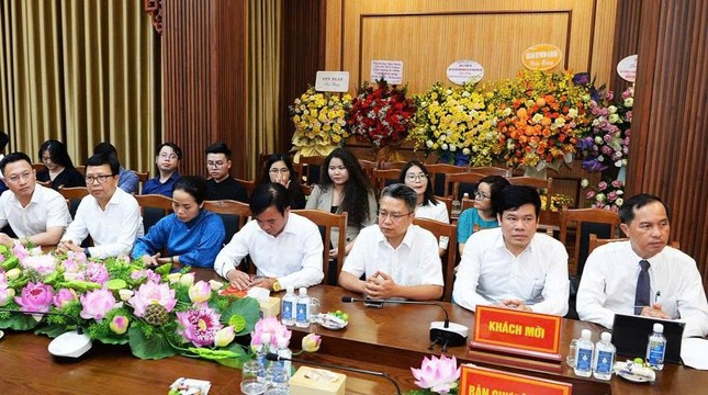 Đại diện các cơ quan trung ương, TP.Hà Nội và khách quý tham dự