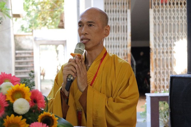 Thượng tọa Trưởng Ban Tổ chức phát biểu khai mạc