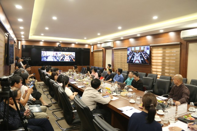 Buổi họp báo tại chùa Quán Sứ Buổi họp báo tại chùa Quán Sứ