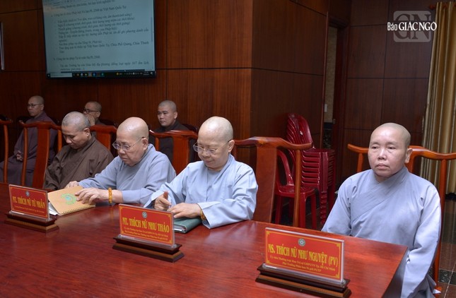 Chư Ni tham dự buổi họp của Ban Thường trực Ban Trị sự TP.HCM Chư Ni tham dự buổi họp của Ban Thường trực Ban Trị sự TP.HCM