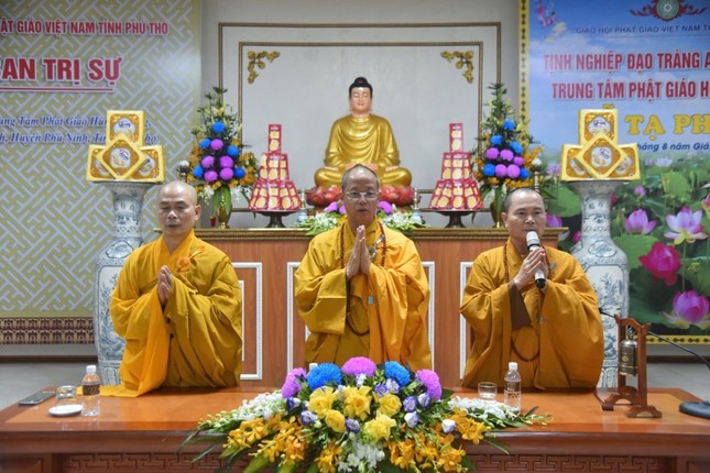 Chư tôn đức chứng minh, tham dự