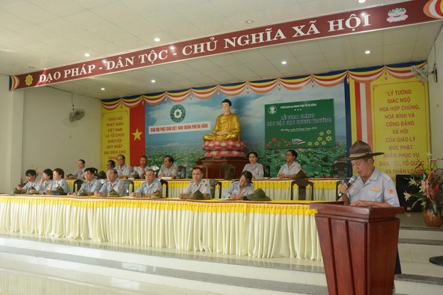 Huynh trưởng cấp Tấn Quảng Lương Ông Văn Lai công bố quyết định điều chỉnh và bổ sung nhân sự Ban Điều hành các bậc học huynh trưởng Huynh trưởng cấp Tấn Quảng Lương Ông Văn Lai công bố quyết định điều chỉnh và bổ sung nhân sự Ban Điều hành các bậc học huynh trưởng