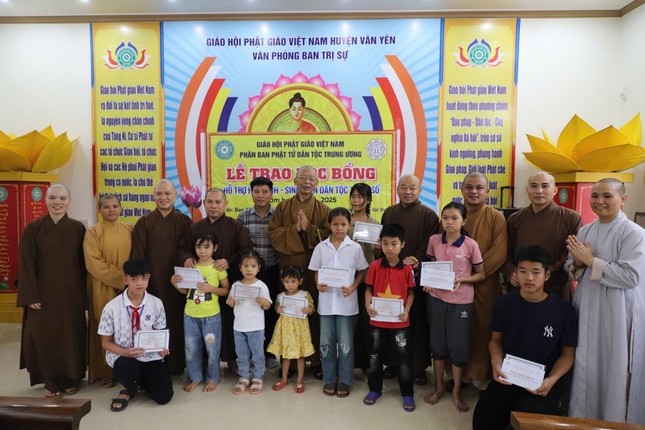 Phân ban rao học bổng cho học sinh, sinh viên Phân ban rao học bổng cho học sinh, sinh viên