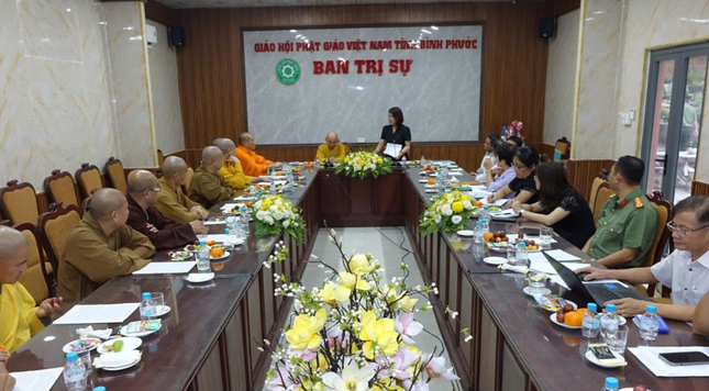 Quan cảnh buổi làm việc Quan cảnh buổi làm việc