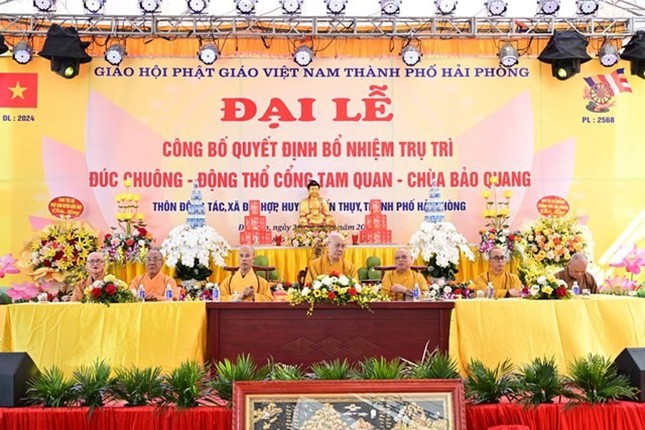 Chư tôn đức chứng minh, tham dự