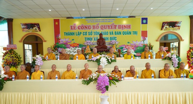 Chư tôn đức chứng minh, tham dự