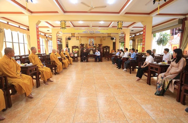 Ban Trị sự GHPGVN tỉnh Long An tiếp đoàn lãnh đạo Tỉnh ủy tỉnh Long An tại chùa Thiên Châu, TP.Tân An Ban Trị sự GHPGVN tỉnh Long An tiếp đoàn lãnh đạo Tỉnh ủy tỉnh Long An tại chùa Thiên Châu, TP.Tân An