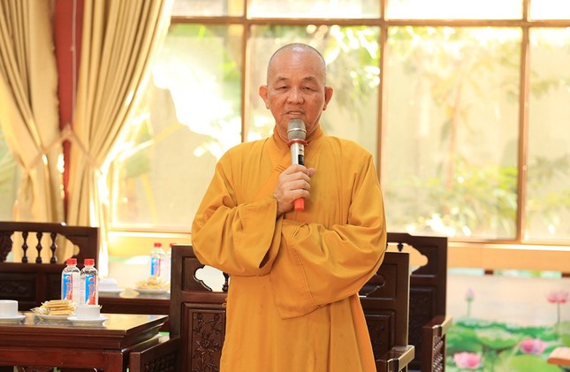 Hòa thượng Thích Minh Thiện cảm ơn phái đoàn Tỉnh ủy đến thăm và chúc mừng 43 năm ngày thành lập GHPGVN Hòa thượng Thích Minh Thiện cảm ơn phái đoàn Tỉnh ủy đến thăm và chúc mừng 43 năm ngày thành lập GHPGVN