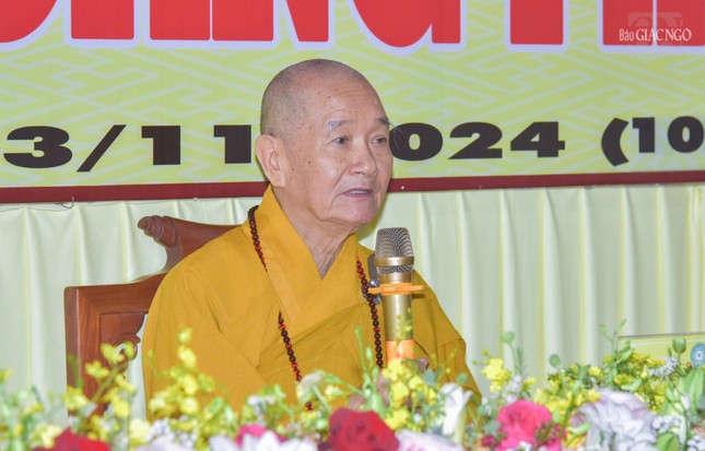 Trưởng lão Hòa thượng Thích Thanh Hùng thuyết giảng mở đầu Khóa bồi dưỡng kỹ năng hoằng pháp với đề tài Kỷ cương giới luật